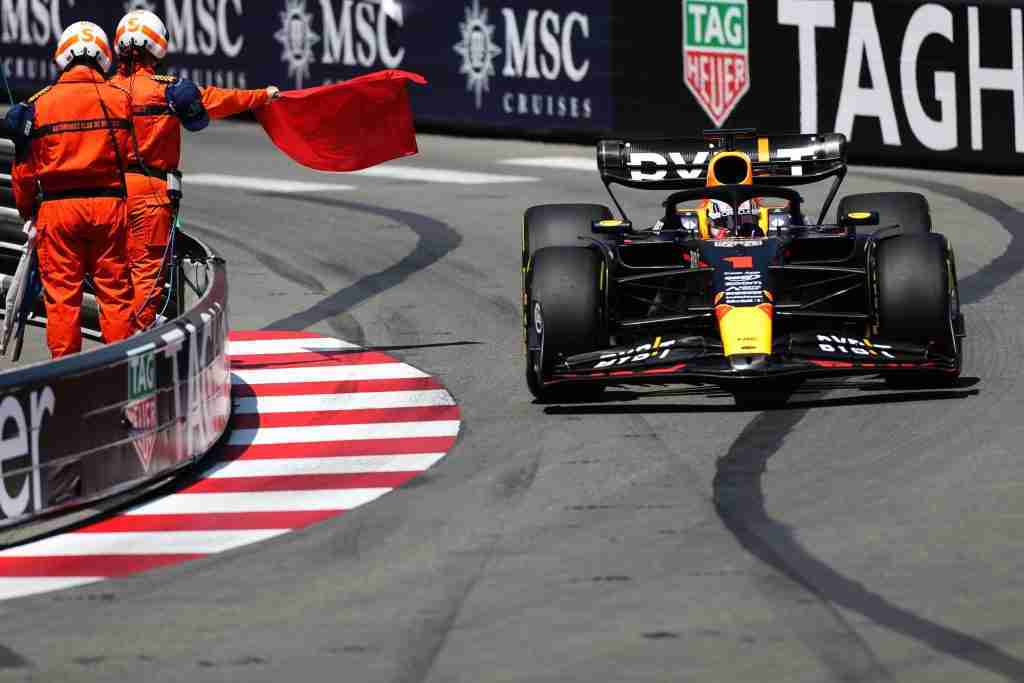 Max Verstappen dirigindo durante a primeira sessão de treinos antes do GP de Mônaco de 2023 |  Conjunto de conteúdo Getty Images / Red Bull